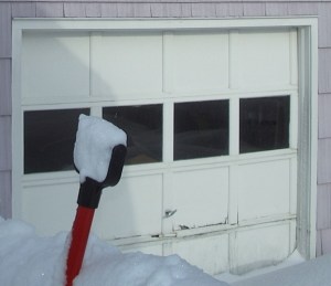 My Decrepid Garage Door_031616 Blog Post